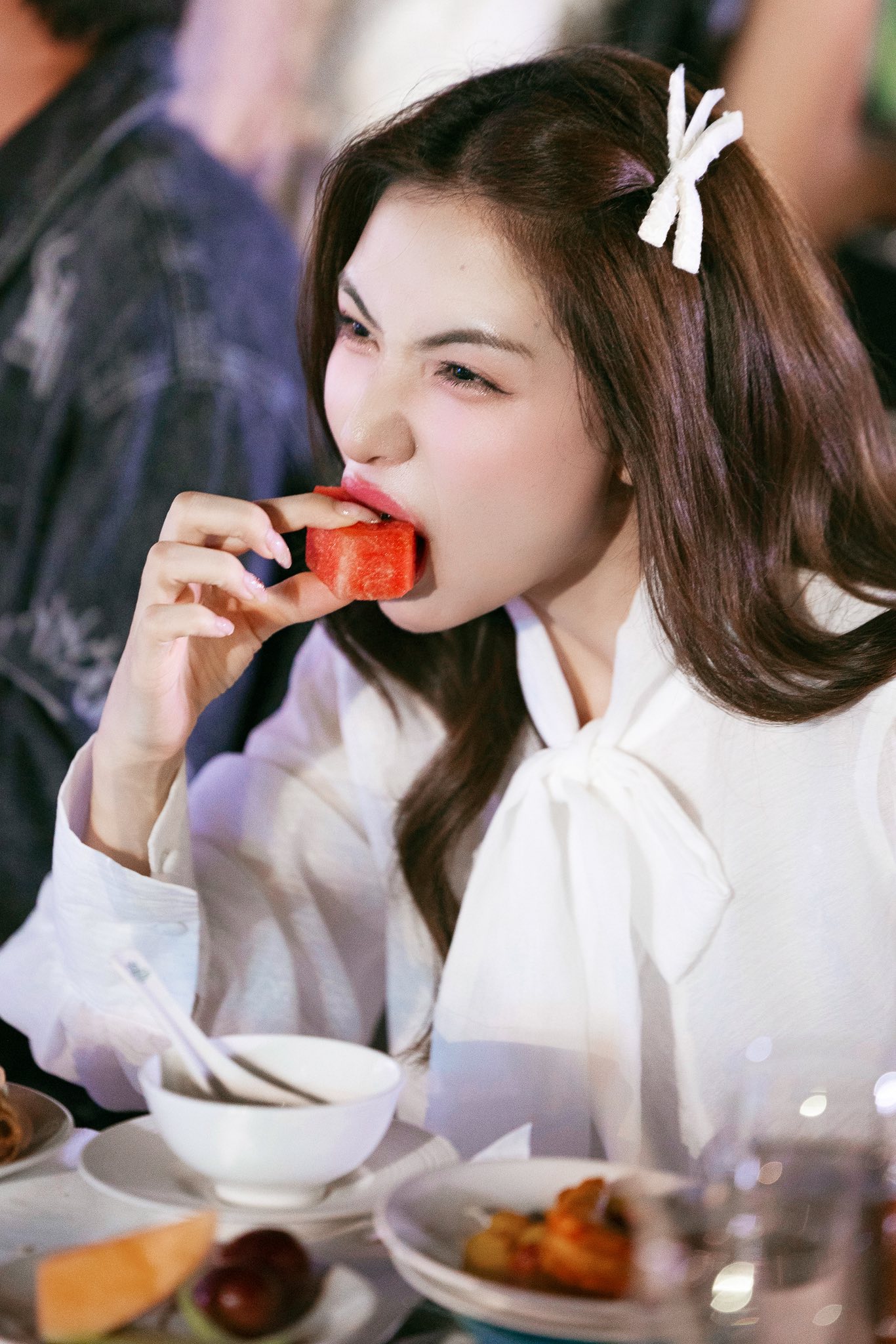 Tiệc thôi nôi quy tụ cả showbiz của con gái Puka: Hoà Minzy lẻ bóng, 1 đôi lộ diện giữa tin đồn có tin vui- Ảnh 2.