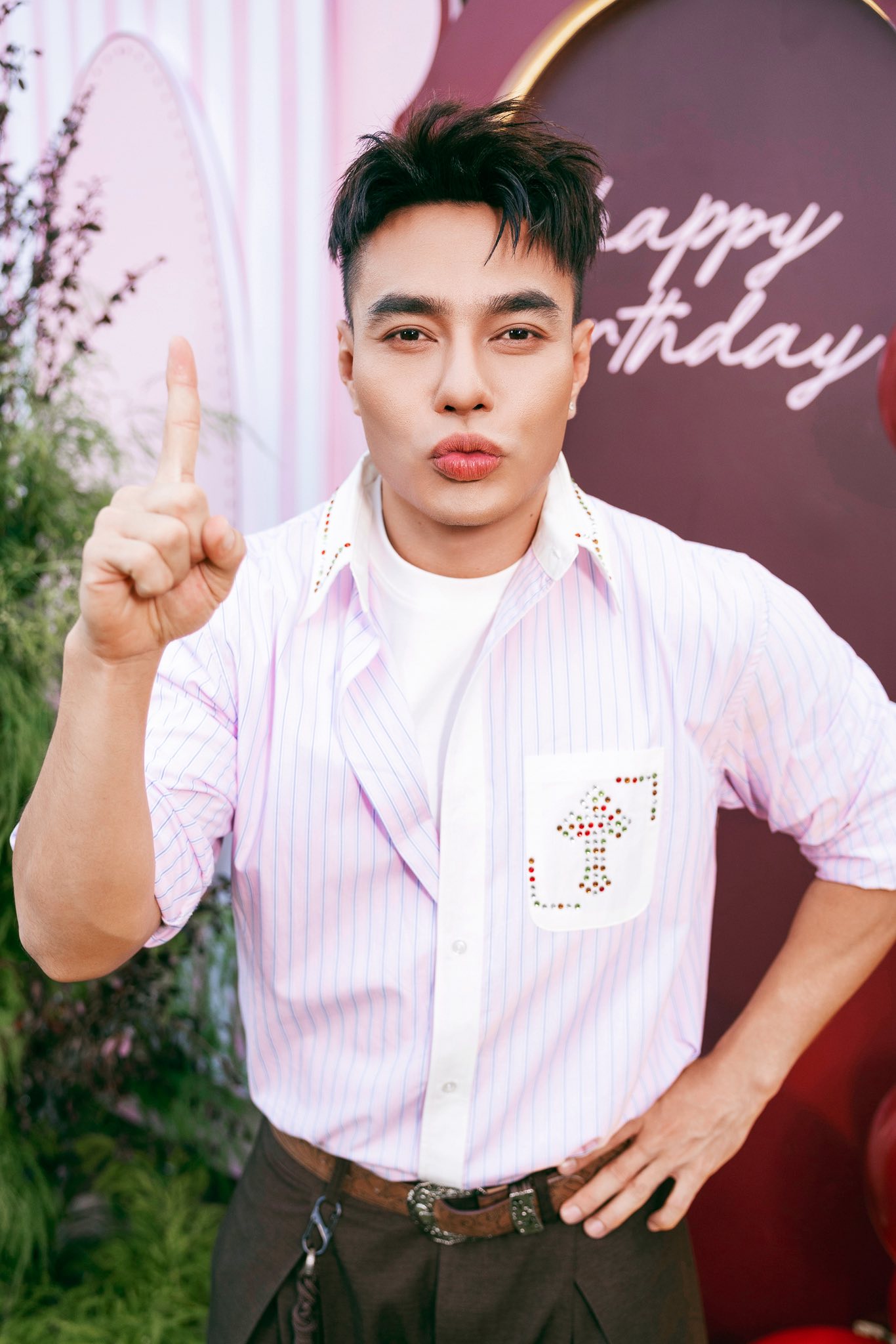 Tiệc thôi nôi quy tụ cả showbiz của con gái Puka: Hoà Minzy lẻ bóng, 1 đôi lộ diện giữa tin đồn có tin vui- Ảnh 7.