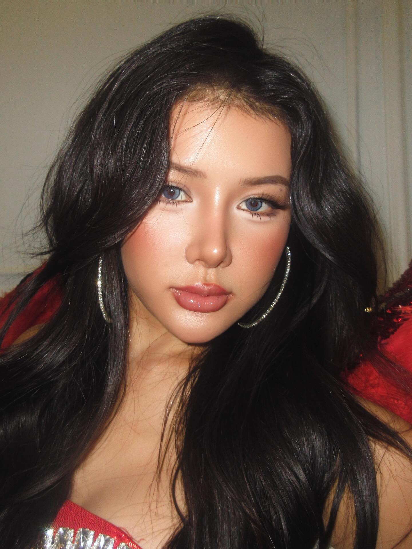 Thúy Ngân ngang hàng với hot TikToker, màn đọ sắc này có khập khiễng quá không?- Ảnh 7.