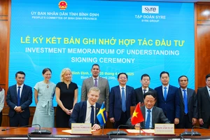 Bình Định cấp chứng nhận đầu tư dự án tái chế vải 1 tỉ USD của Thụy Điển