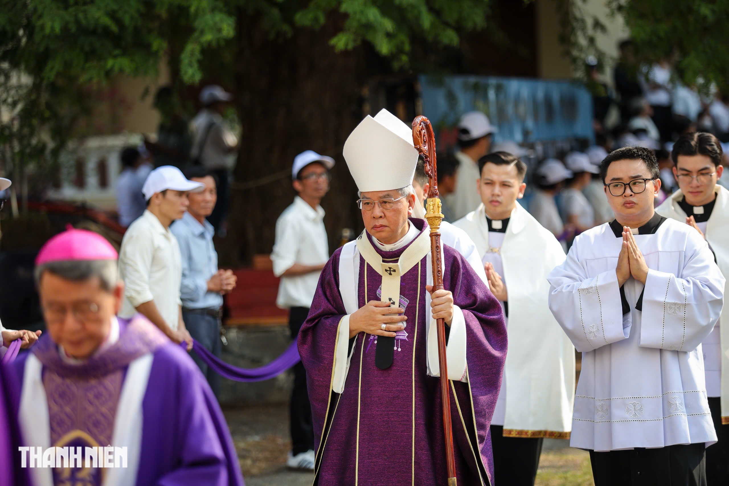 Trang nghiêm nghi thức tẩn liệm Đức Hồng y Gioan Baotixita Phạm Minh Mẫn- Ảnh 3. Trang nghiêm nghi thức tẩn liệm Đức Hồng y Gioan Baotixita Phạm Minh Mẫn- Ảnh 3.