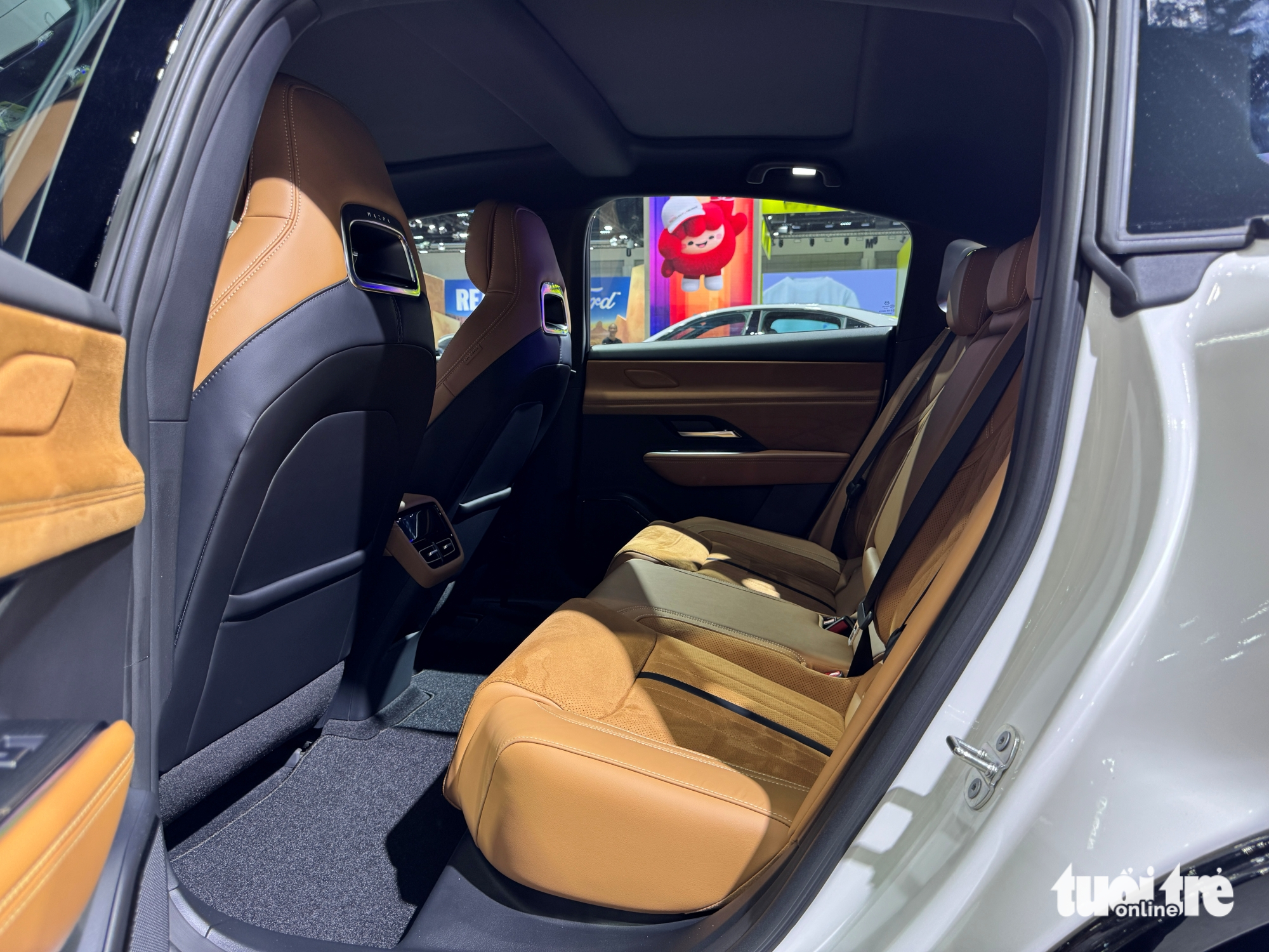 Ngắm xe điện Mazda 6e đấu Camry: Chạy tới 600km/sạc, có cả bản không cần lo tìm trạm sạc 7 Mazda 6e - Ảnh 10.