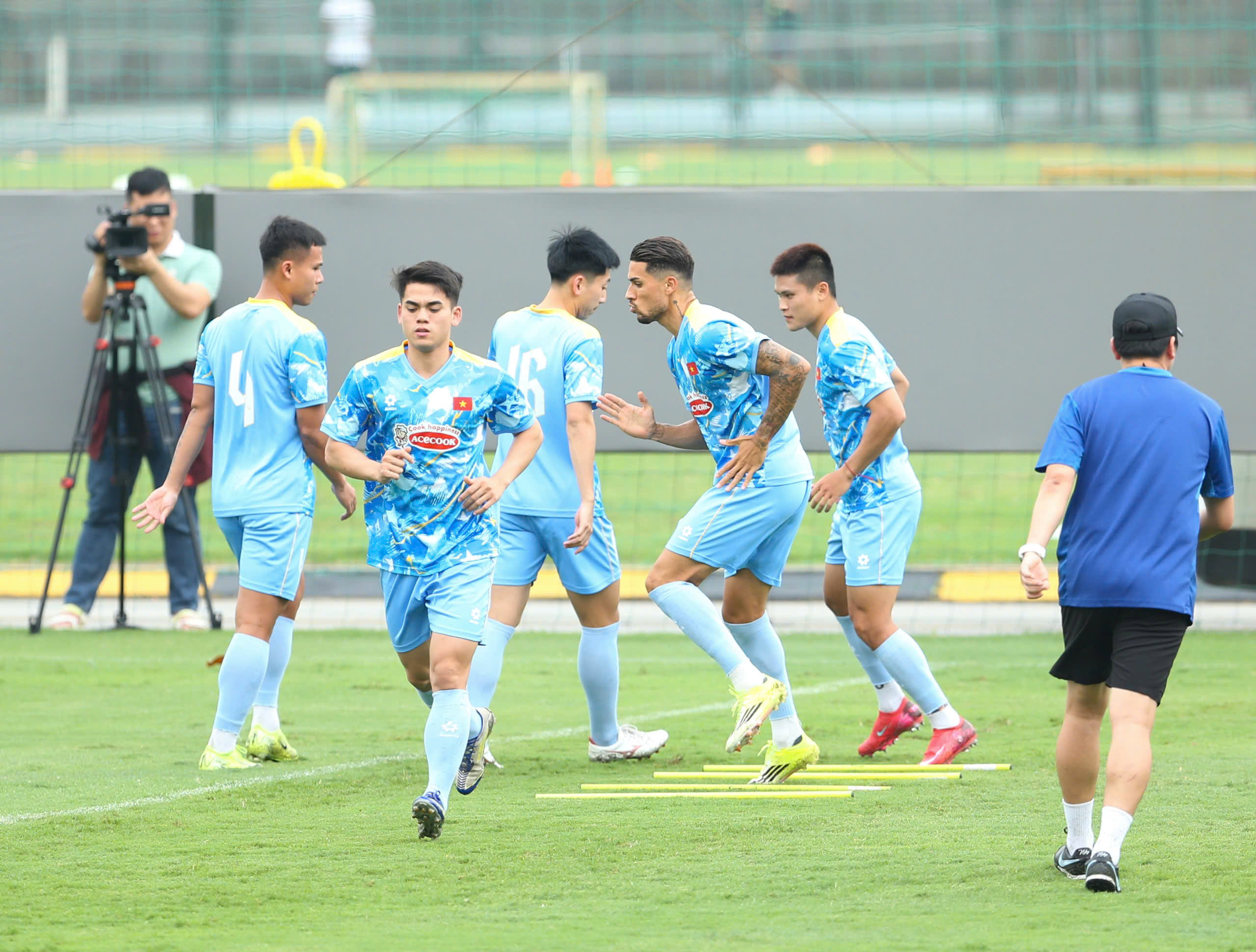 'Hạt giống' đội tuyển Việt Nam nói rất hay về Bangladesh và Malaysia: Thắng để tăng hạng FIFA- Ảnh 2.