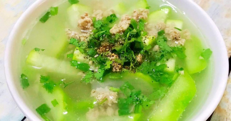 Canh bí đao giúp giải nhiệt trong những ngày oi nóng.