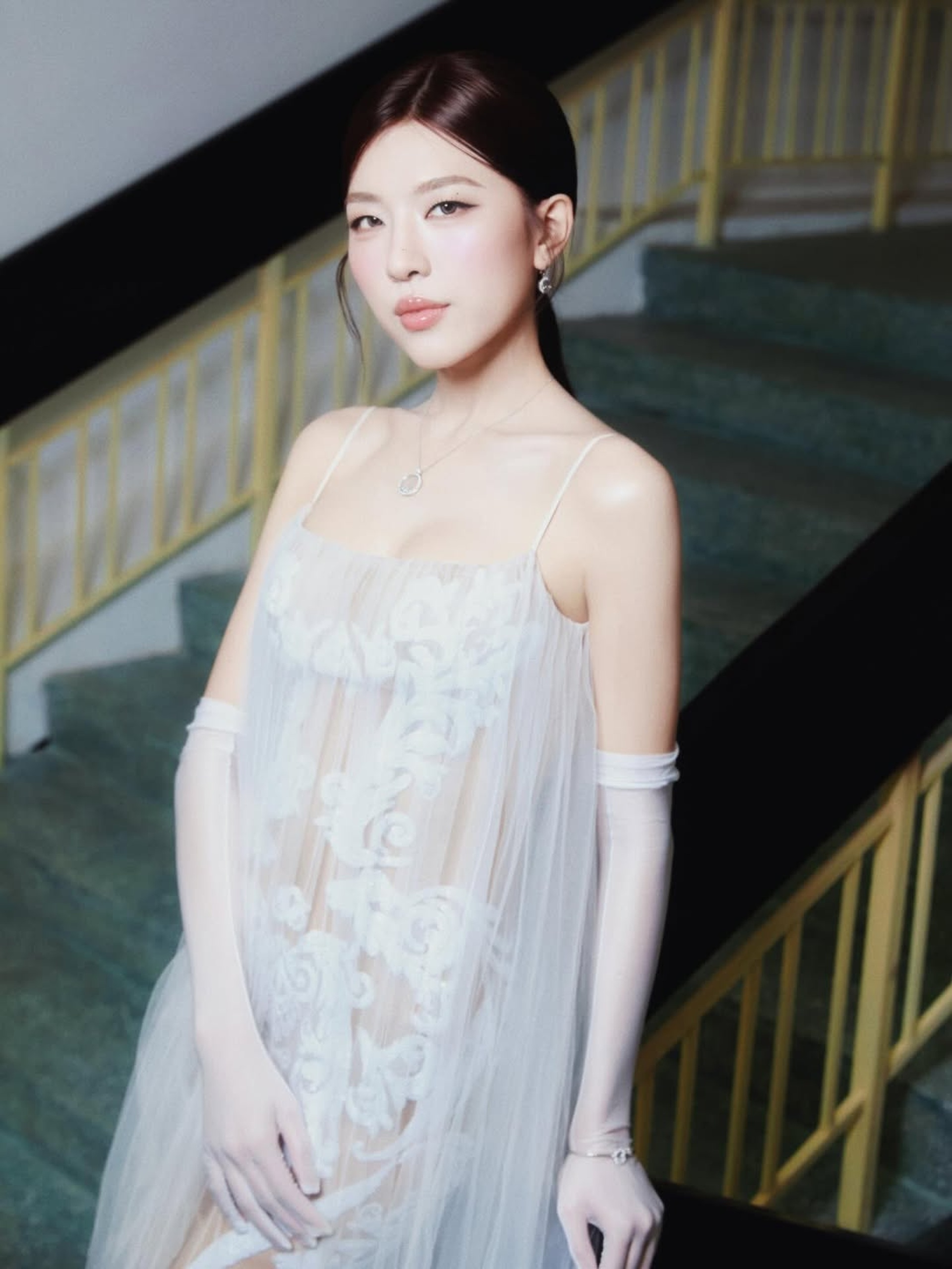 Lamoon: Em xinh từng đóng cảnh nóng, động thái sau tin đồn đời tư - 11