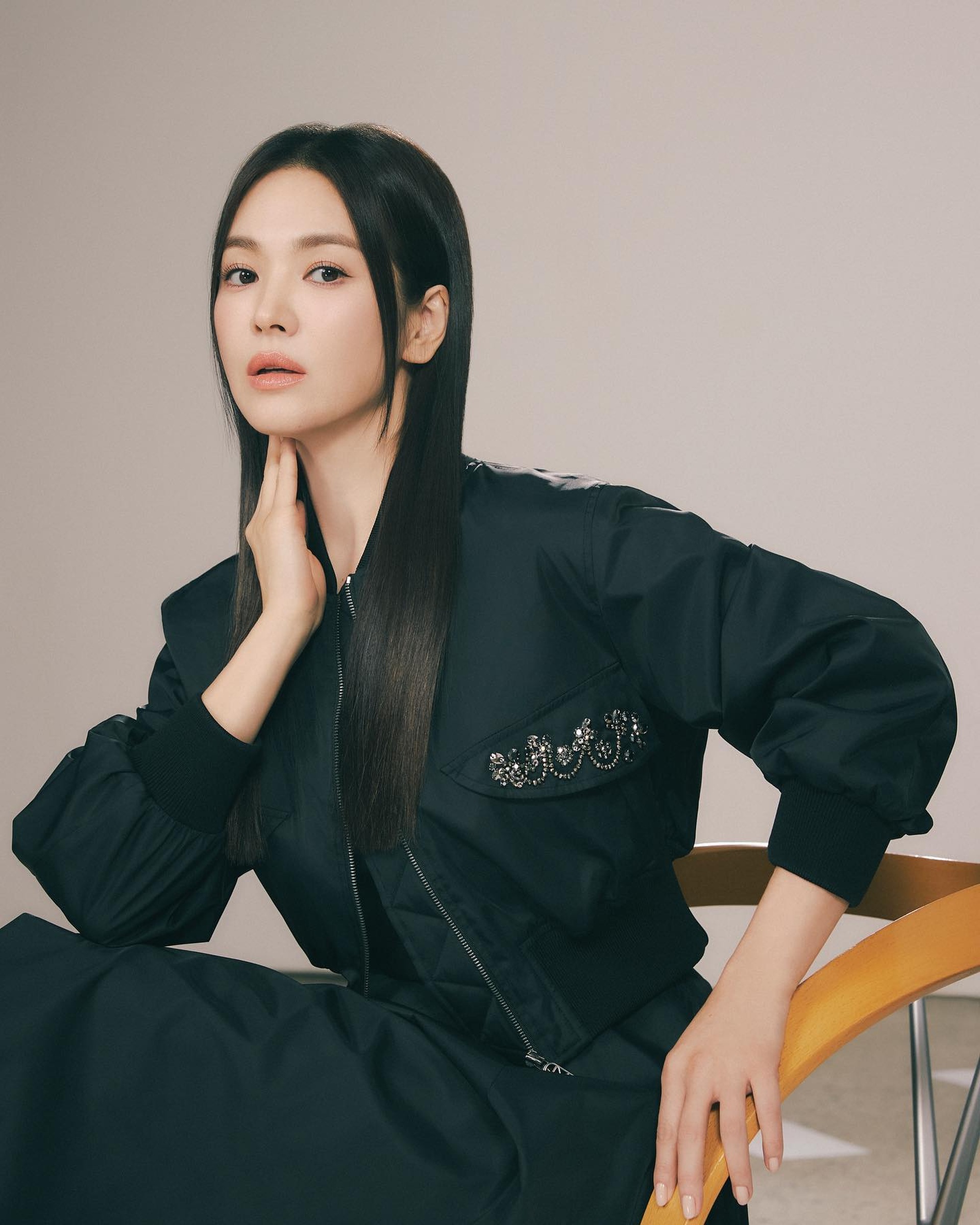 Tuổi 45 “đỉnh cao” của Song Hye Kyo: Trẻ đẹp, sống rực rỡ như phú bà - 15 Tuổi 45 “đỉnh cao” của Song Hye Kyo: Trẻ đẹp, sống rực rỡ như phú bà - 15