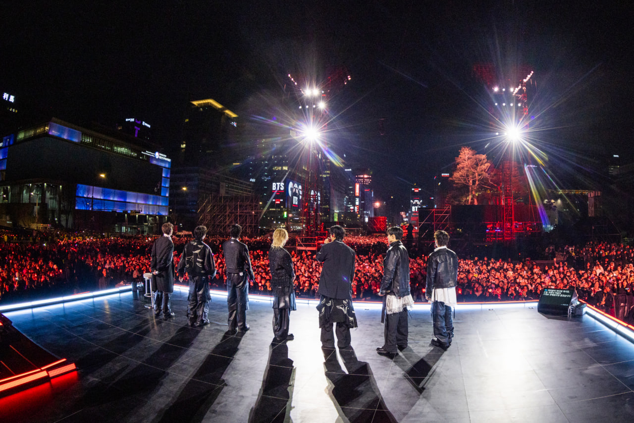 Sự ảo tưởng của HYBE và con số 260.000 người làm BTS bị chế giễu- Ảnh 15.