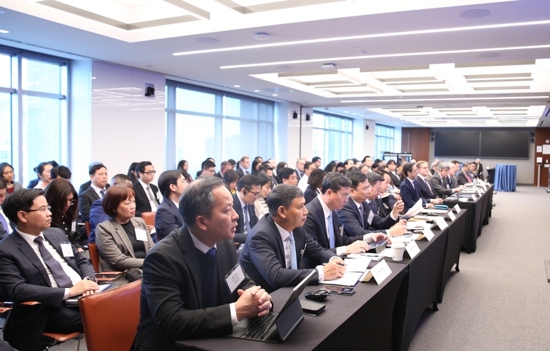 trung tâm tài chính - Ảnh 2.