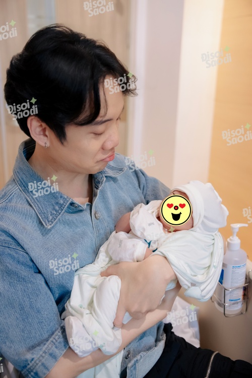 Lần thứ 3 đưa Trâm Anh đi đẻ, JustaTee bị soi thái độ khác biệt- Ảnh 9.