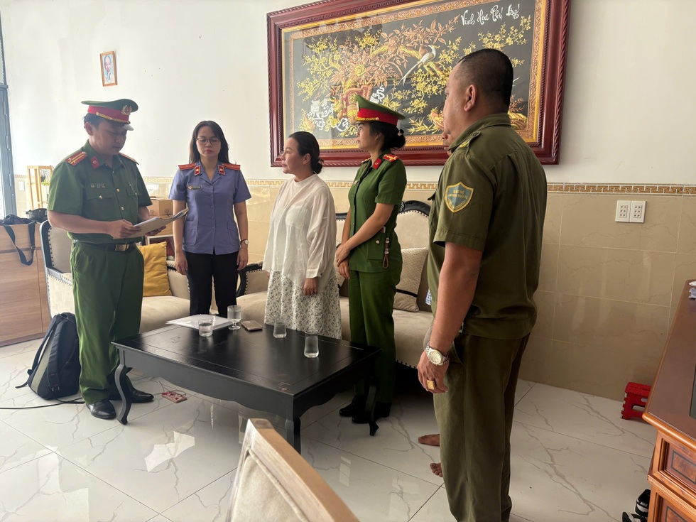 Từ tố cáo của khách hàng đến quyết định bắt bà Nguyễn Ngọc Tiền - 2