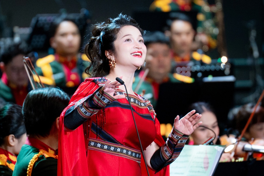 200 nhạc công, nghệ sĩ trình diễn đêm nhạc Thanh âm dưới ánh mặt trời - 2