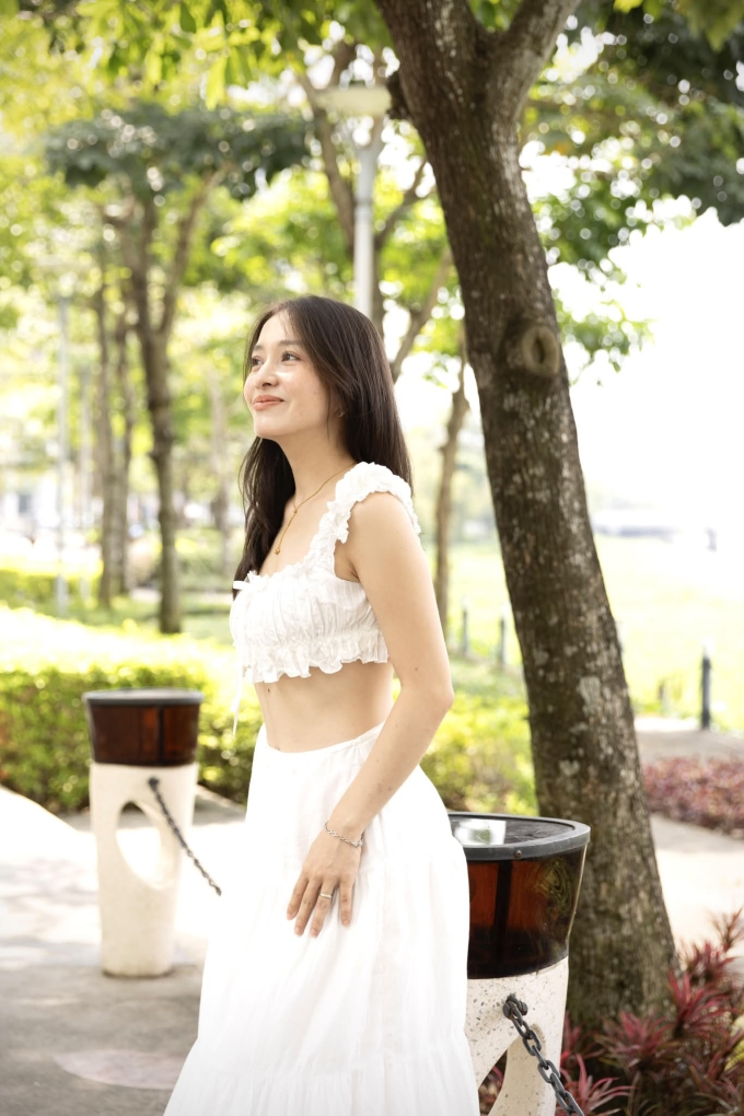 Chị Huyên giảm 9 cm eo nhờ ăn uống, tập luyện đúng cách. Ảnh: Nhân vật cung cấp