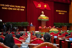 Thông báo Hội nghị lần thứ hai Ban Chấp hành Trung ương Đảng khóa XIV