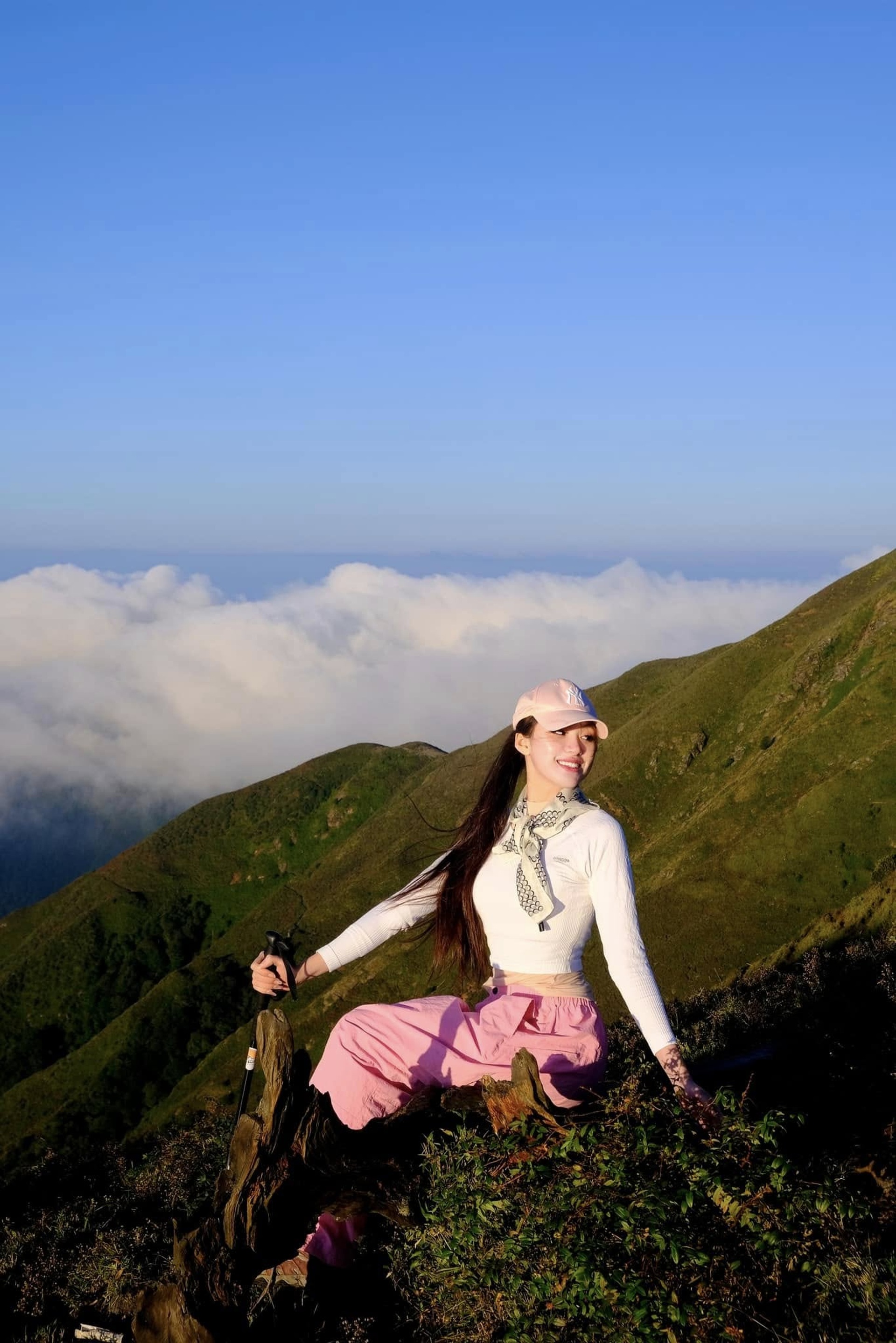 Tân hoa hậu Phương Oanh: Sở hữu IELTS 7.5, có chị gái sinh đôi xinh đẹp - 6