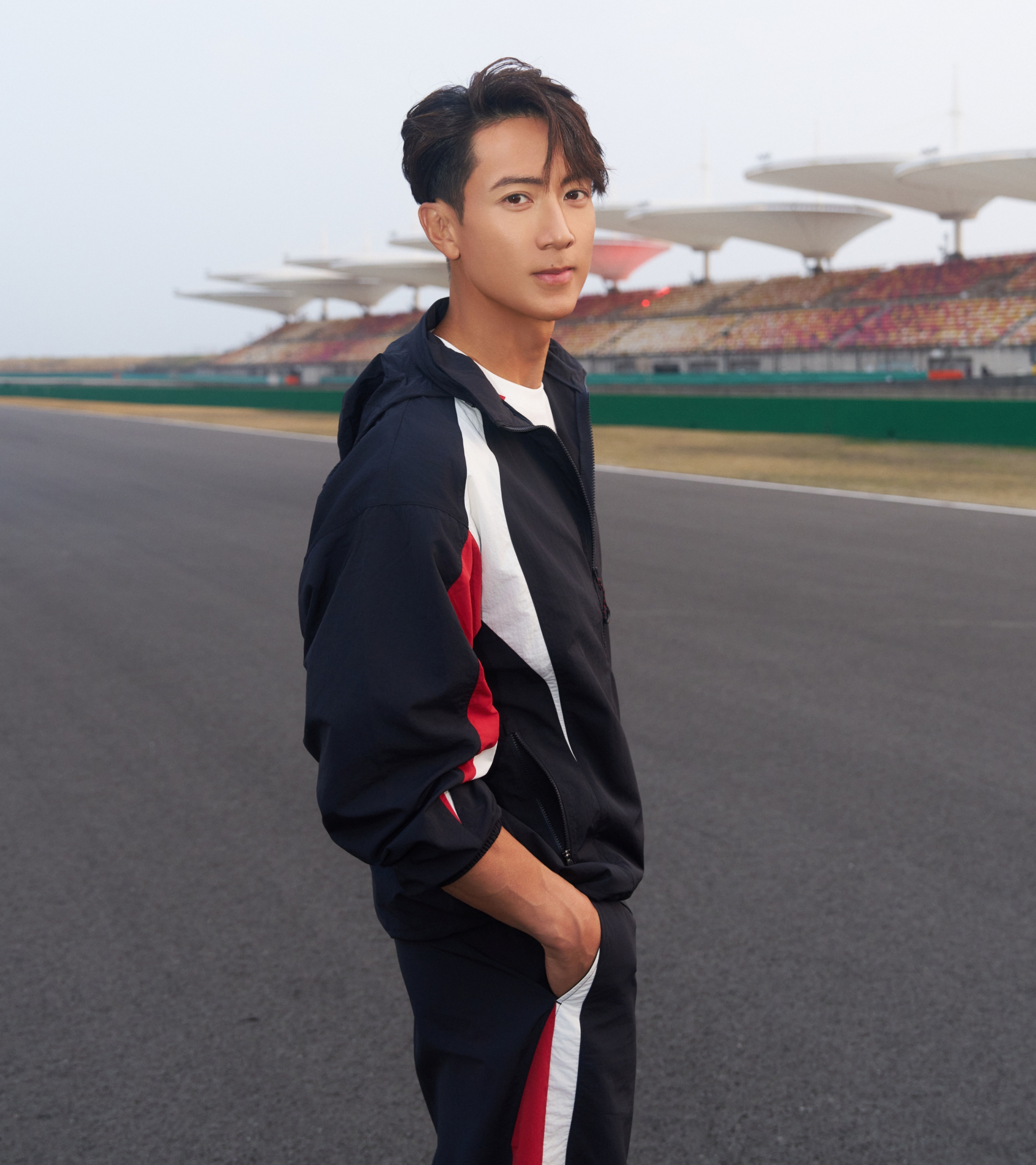 Lương Sơn Bá đẹp nhất màn ảnh giờ trông như 