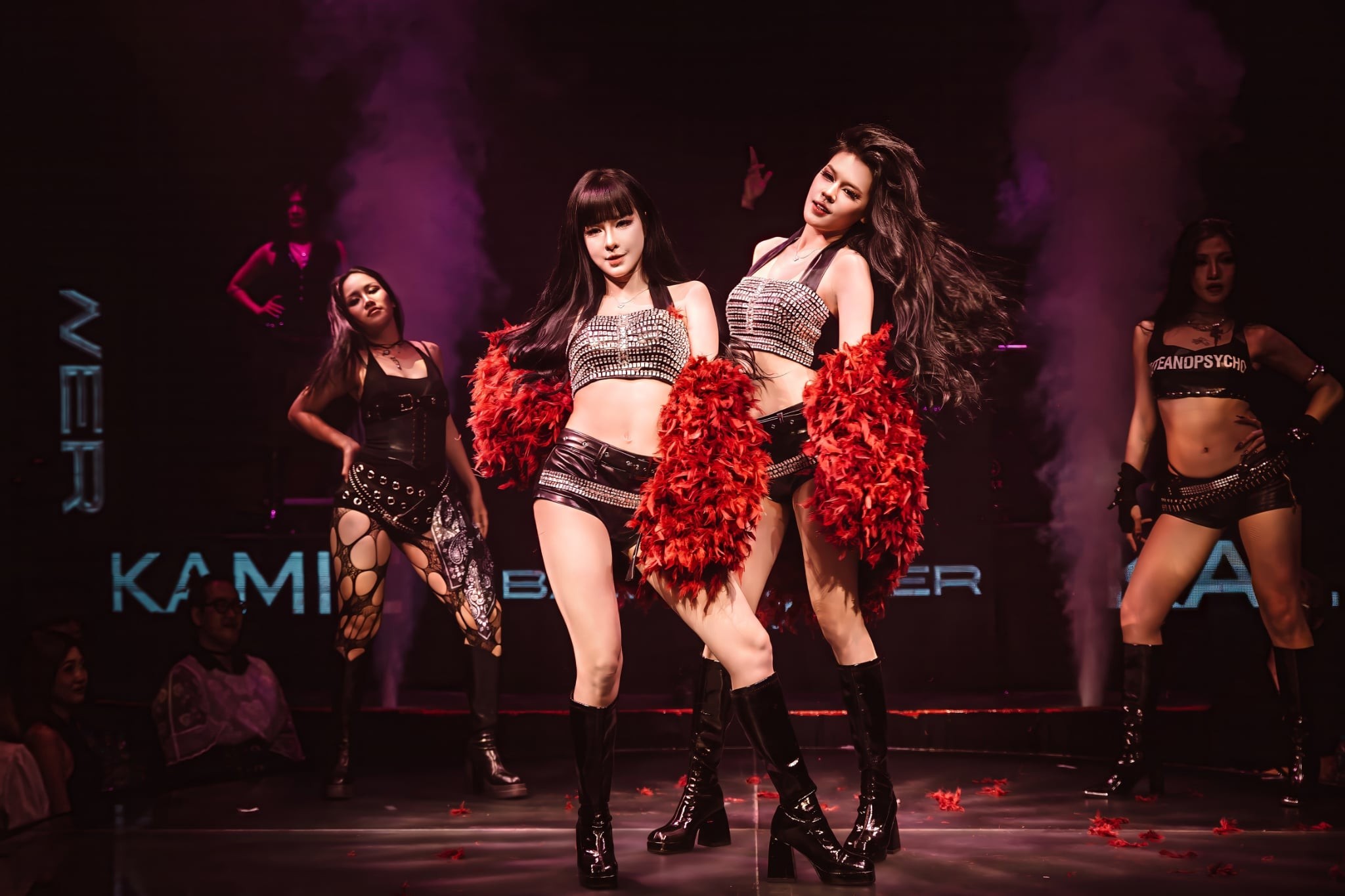 Baby Power ra mắt nhóm nhạc DJ gồm hai thành viên 3 baby-power-debut-single-5-1774772785.jpg