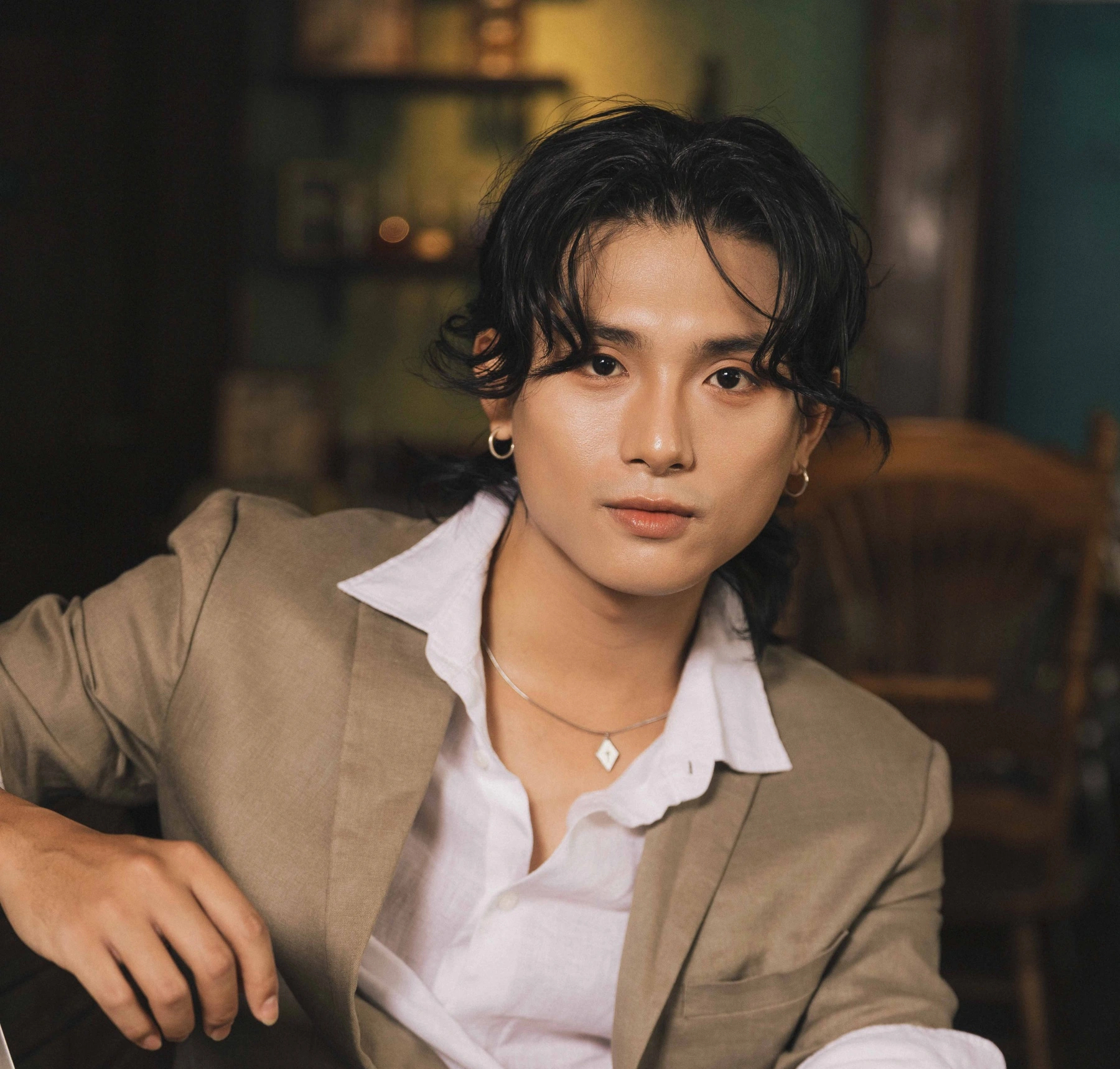 Nam ca sĩ 'ở ẩn' 2 năm, được Văn Mai Hương, Mono ủng hộ ngày trở lại 4 Nam ca sĩ ở ẩn - Ảnh 4.