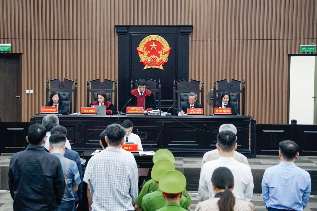 Giám đốc Hoàng Dân xin bán 175 cây vàng để khắc phục hậu quả vụ án - 2