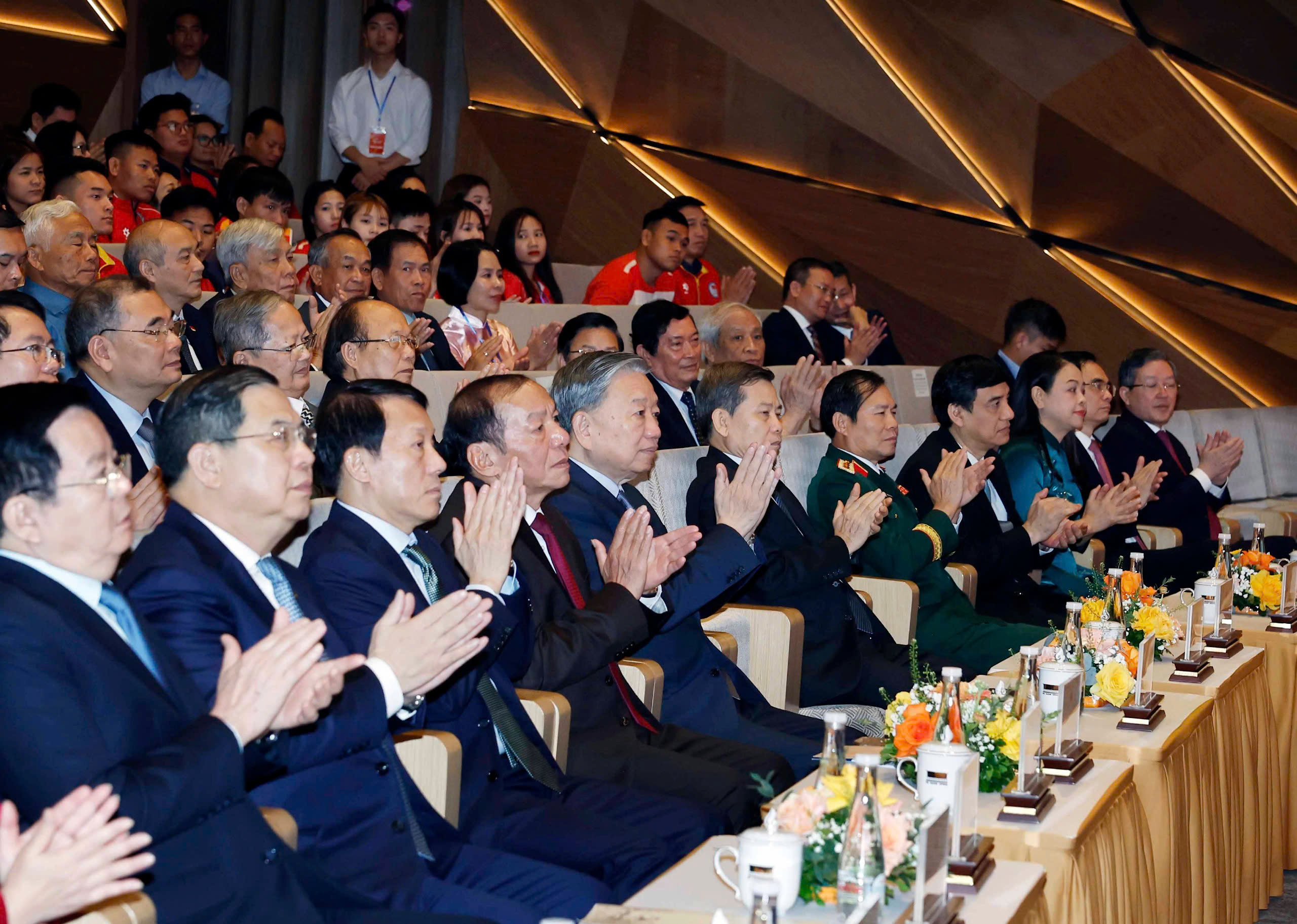 Tổng Bí thư: 'Để World Cup không thể xa rời với Việt Nam' - Ảnh 4.