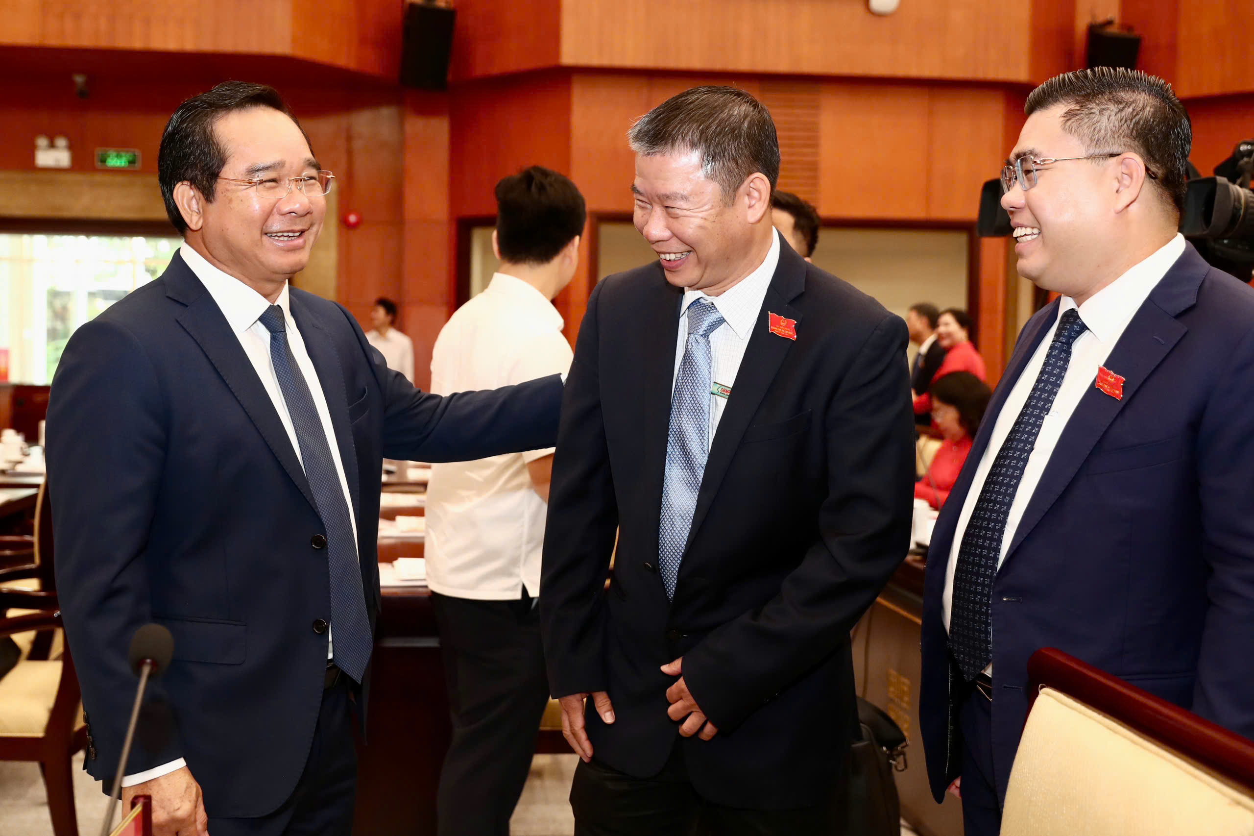 Toàn cảnh kỳ họp thứ nhất HĐND TPHCM nhiệm kỳ 2026-2031 - Ảnh 11.