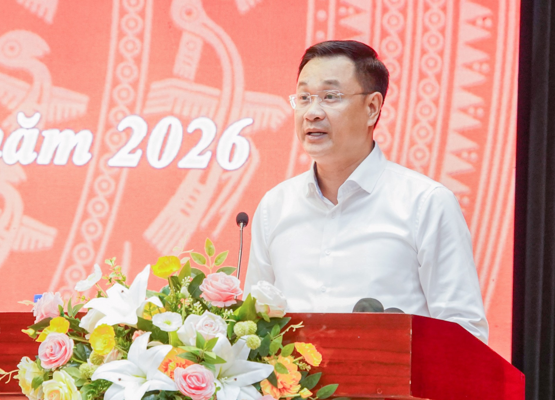 Bí thư Thành ủy Đà Nẵng: 'Giao quyền đến đâu, bảo đảm nguồn lực đến đó' - Ảnh 2.