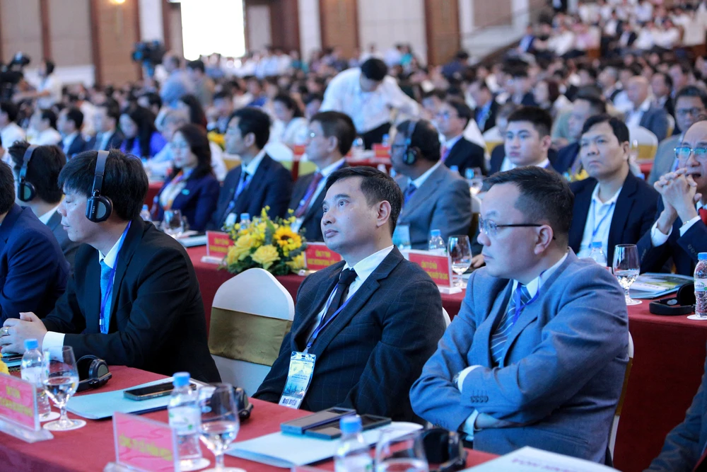 Toàn cảnh Hội nghị xúc tiến đầu tư tỉnh Thanh Hóa. Ảnh: ĐẶNG TRUNG Hội nghị xúc tiến đầu tư tỉnh Thanh Hóa-3.jpg