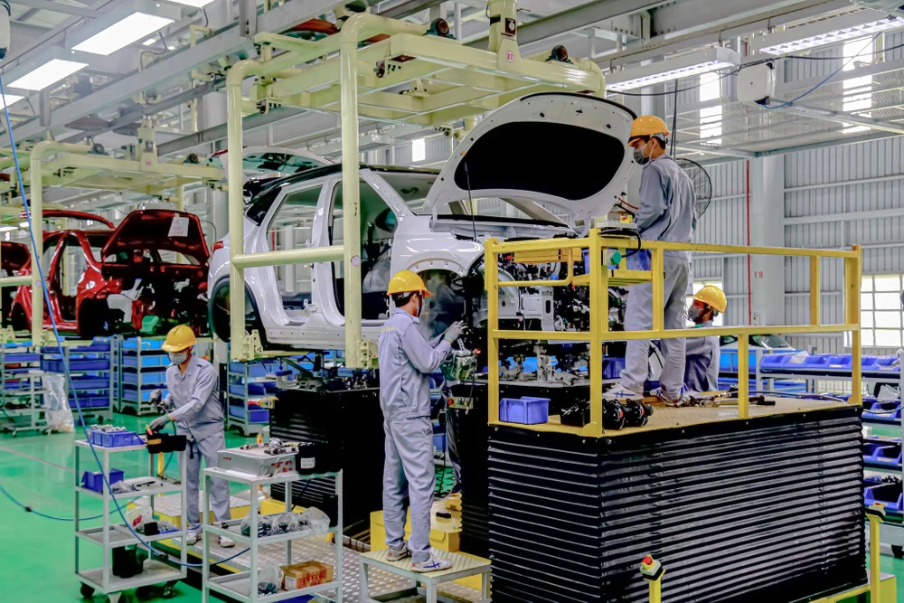 Đẩy nhanh giải ngân đầu tư công chính là đòn bẩy thiết thực nhất để kích cầu và tạo dòng chảy đơn hàng cho các doanh nghiệp. Ảnh: QH kinh-te-hai-con-so-chinh-sach9.jpg