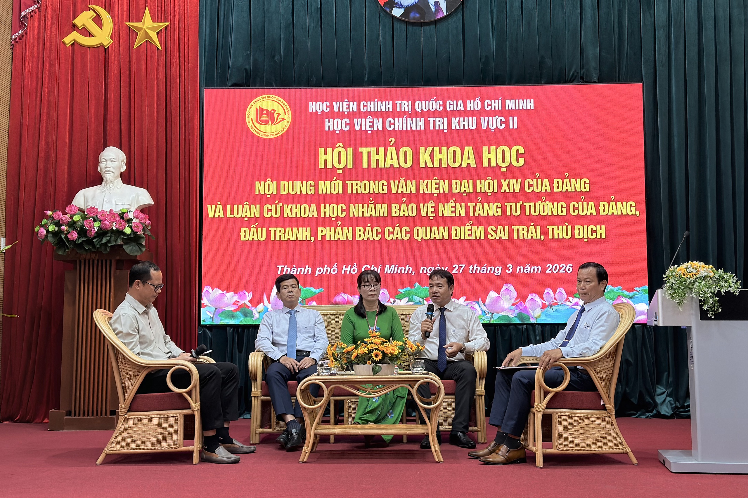 Làm rõ điểm mới văn kiện Đại hội XIV, bảo vệ nền tảng tư tưởng của Đảng- Ảnh 3.