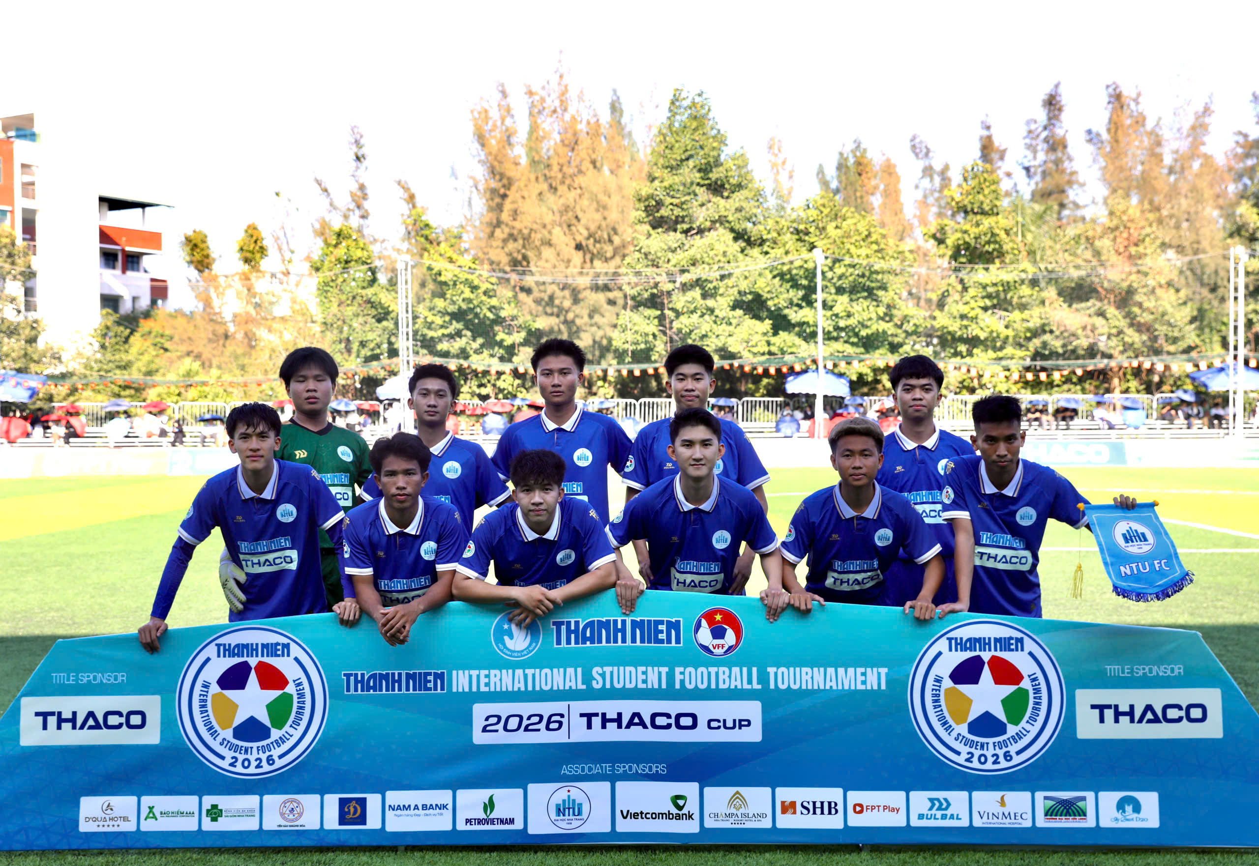 Những tấm vé bán kết đầu tiên đã có chủ- Ảnh 5.