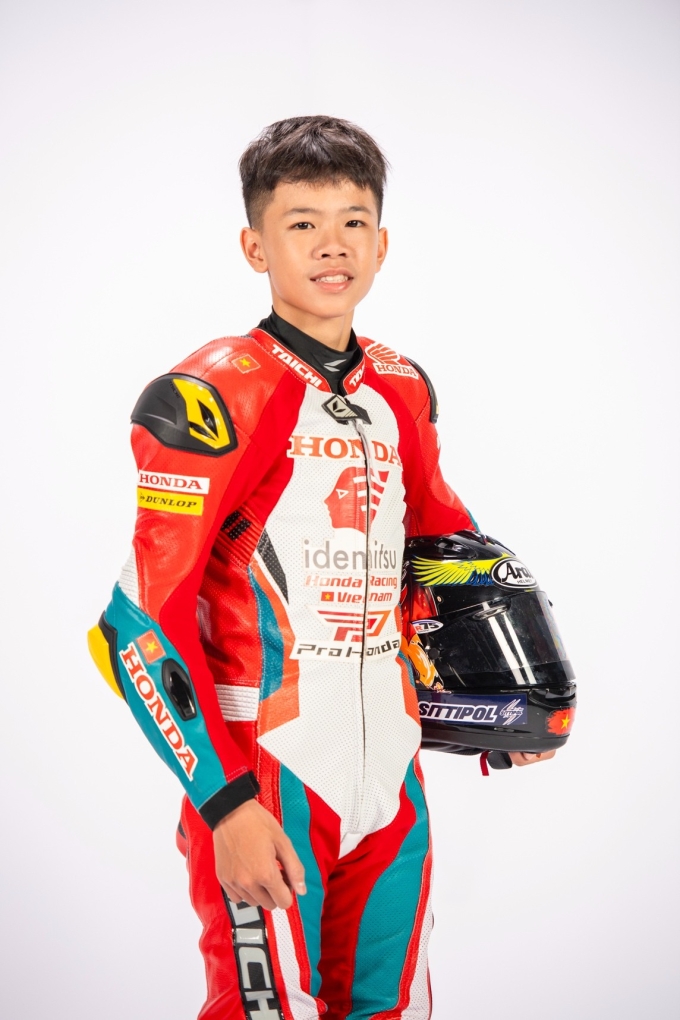 Ngô Nguyễn Việt Tuấn là tay đua trẻ triển vọng, lần đầu bước ra sân chơi quốc tế. Ảnh: HVN