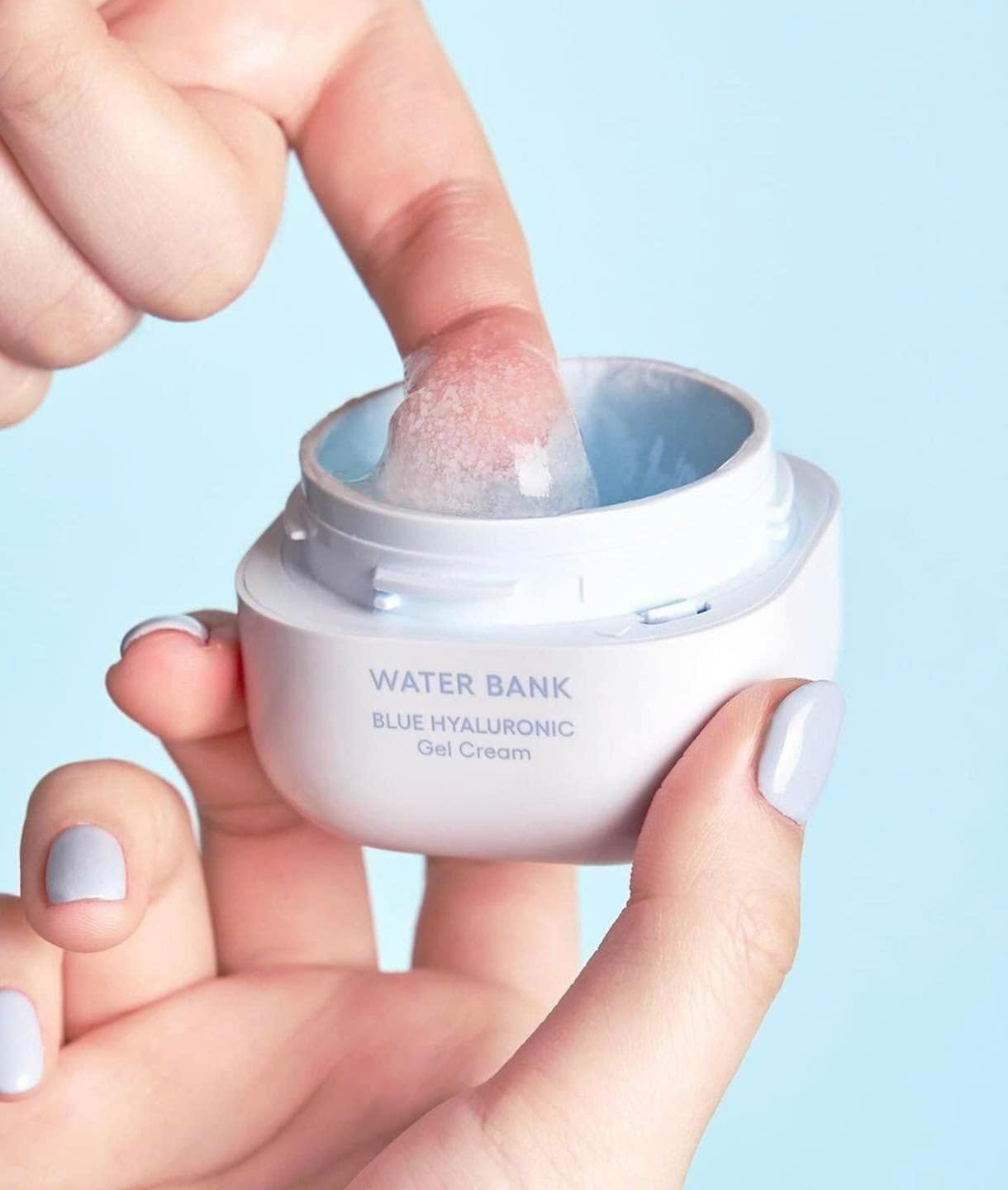 Hè về, người thông minh sẽ không bao giờ chi tiền cho những món skincare này- Ảnh 6.