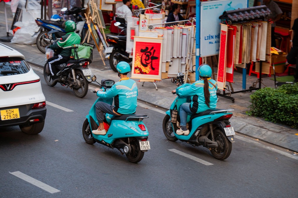 Tài xế dịch vụ hưởng lợi từ chính sách của GSM - 2