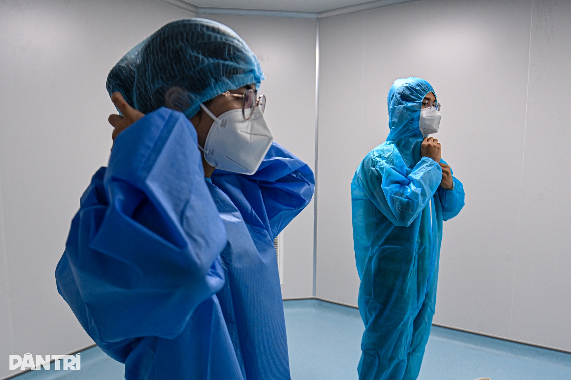 Cận cảnh điều trị thuốc ung thư Nga tại Việt Nam, mỗi lọ gần 20 triệu đồng - 6 Cận cảnh điều trị thuốc ung thư Nga tại Việt Nam, mỗi lọ gần 20 triệu đồng - 6