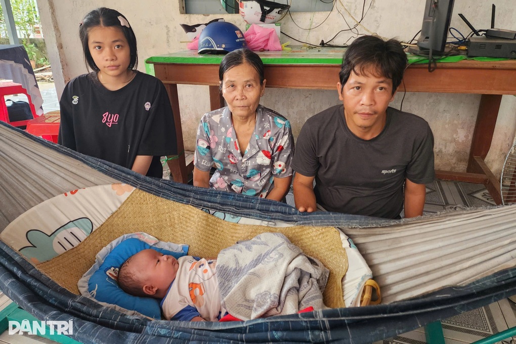 Vợ mất, chồng chấn thương sọ não nuôi 2 con thơ nhận hơn 164 triệu đồng - 2