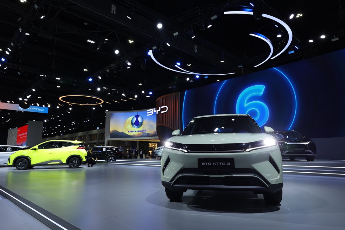 BYD tung 4 mẫu xe mới ở Đông Nam Á, trải từ xe điện đến hybrid đấu xe xăng 2 BYD tung 4 mẫu xe mới ở Đông Nam Á, trải từ xe điện đến hybrid đấu xe xăng - Ảnh 2.