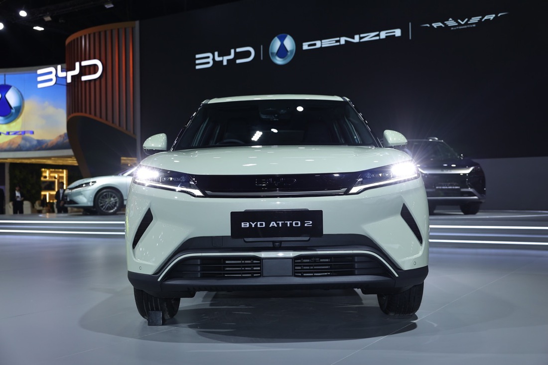 BYD tung 4 mẫu xe mới ở Đông Nam Á, trải từ xe điện đến hybrid đấu xe xăng 5 BYD tung 4 mẫu xe mới ở Đông Nam Á, trải từ xe điện đến hybrid đấu xe xăng - Ảnh 5.