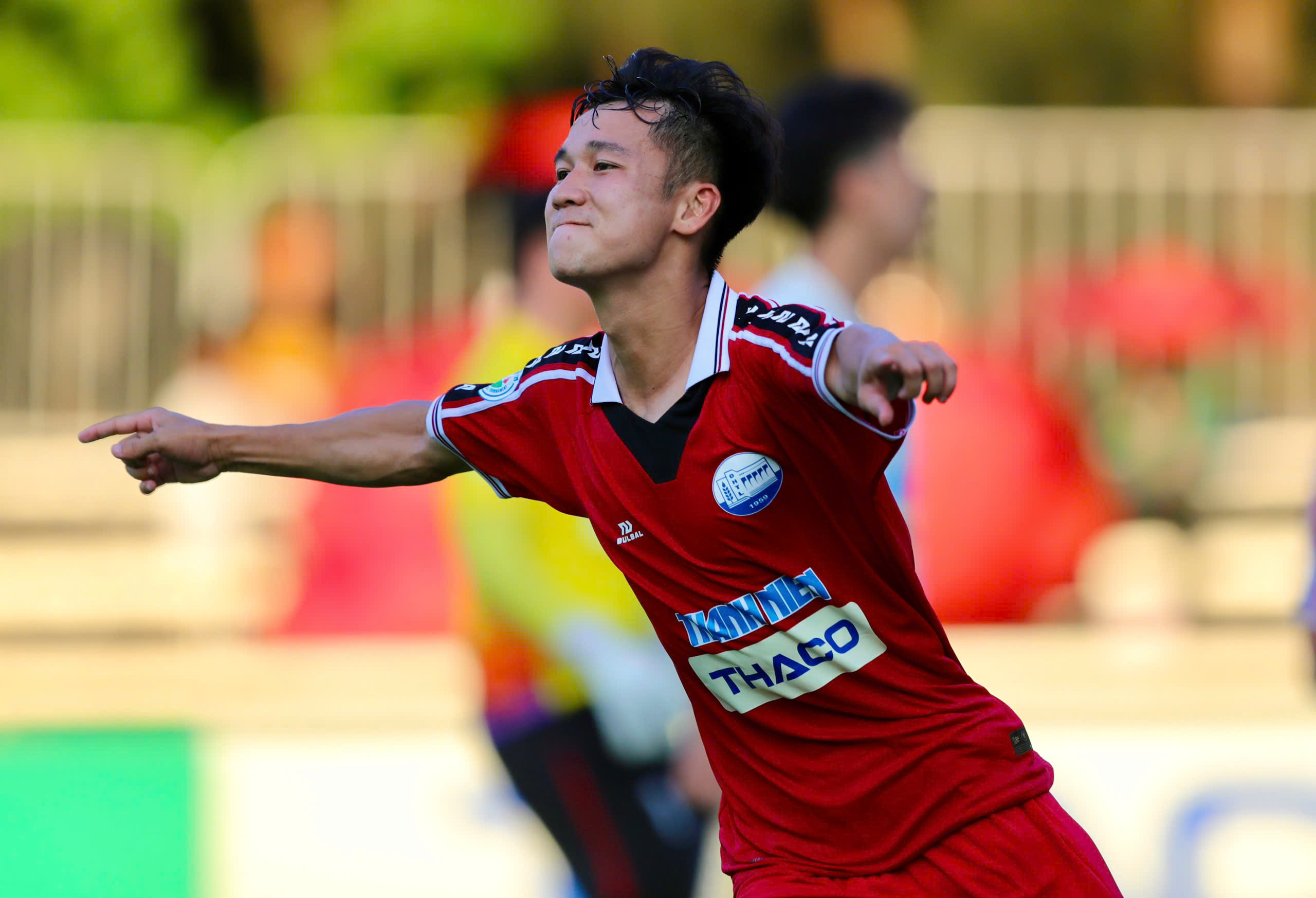 'Người hùng' Trường ĐH Thủy lợi: Hâm mộ Văn Toàn, hát hay như ca sĩ- Ảnh 2.