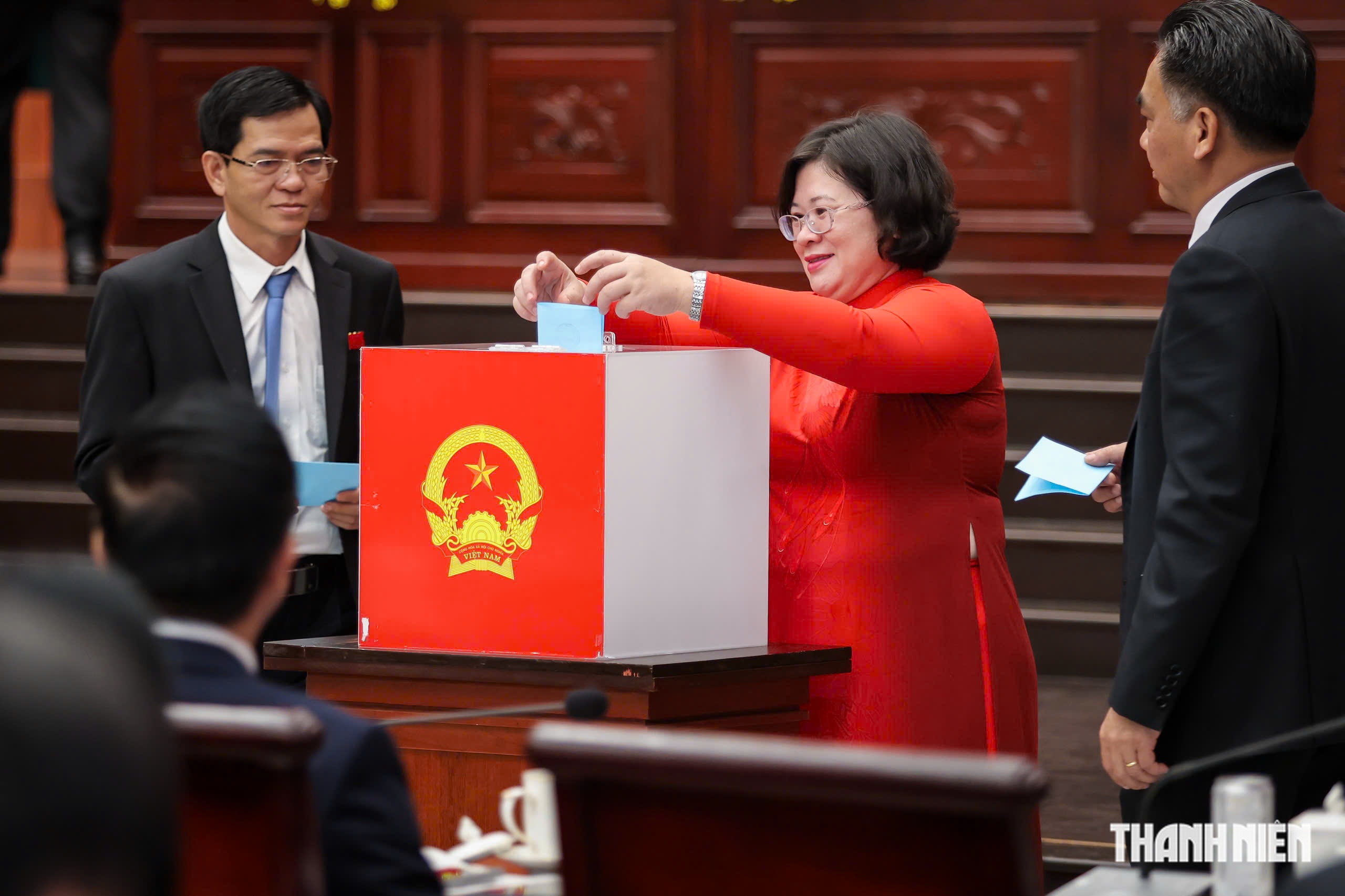 Danh sách lãnh đạo TP.HCM được bầu tại kỳ họp đầu tiên - Ảnh 3.