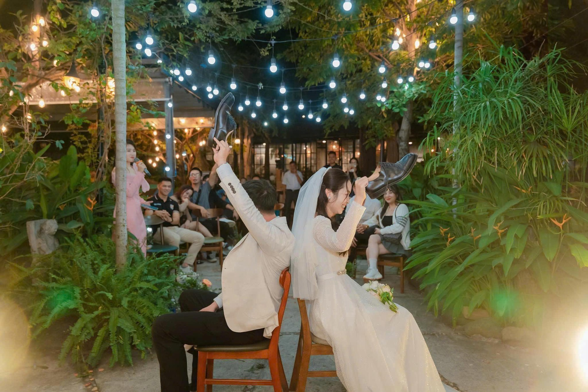 Khi tiệc sân vườn trở thành xu hướng tại Hà Nội- Ảnh 7.