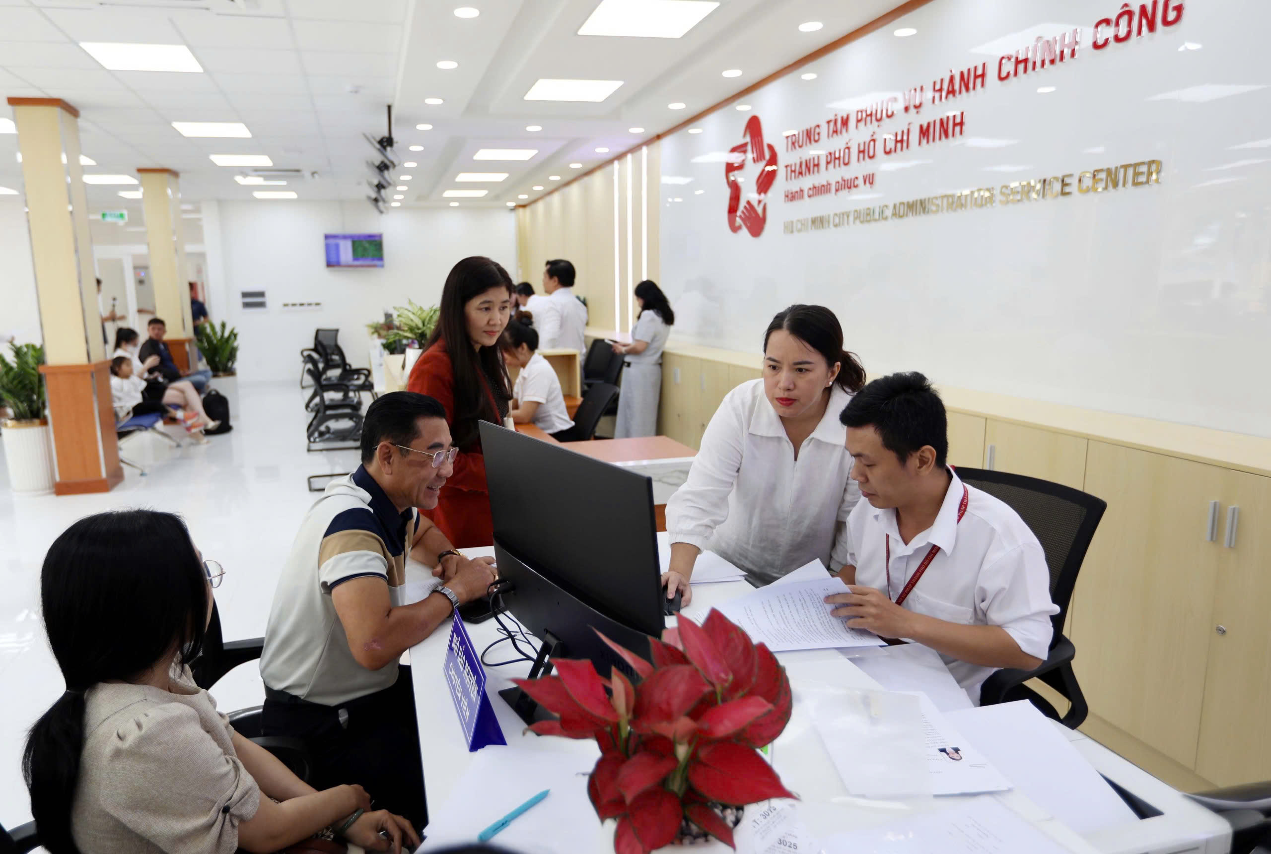 Luật Đô thị đặc biệt cho TP.HCM: Bộ máy linh hoạt, gỡ trần biên chế - Ảnh 2.