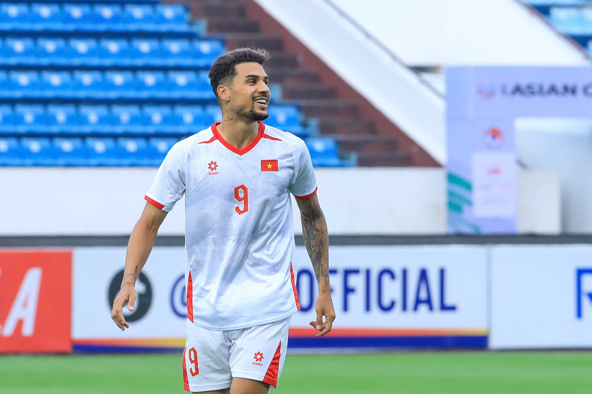 Tin tức mới nhất về đội tuyển Việt Nam: Xuân Son không ‘béo’, VFF bán vé trận Malaysia ở đâu?- Ảnh 4.