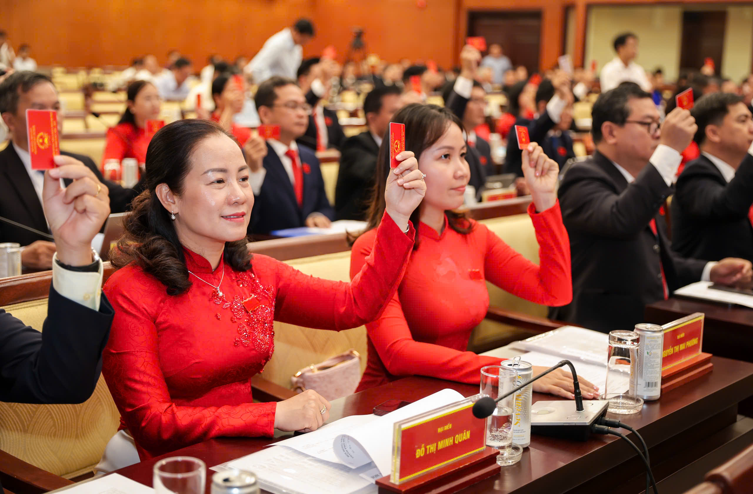 Tăng cường giám sát thực hiện nghị quyết, kết luận, cam kết của đại biểu 2 Tăng cường giám sát thực hiện nghị quyết, kết luận, cam kết của đại biểu - Ảnh 2.