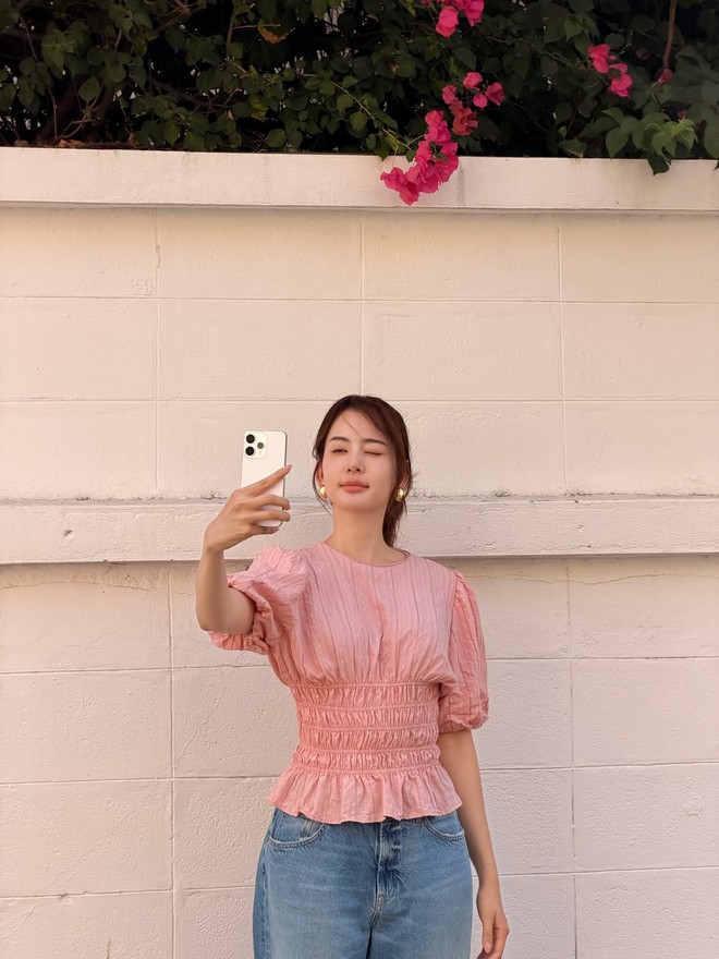 Phong cách mùa hè tươi tắn hơn với những món đồ màu hồng 5 Phong cách mùa hè tươi tắn hơn với những món đồ màu hồng - Ảnh 5.