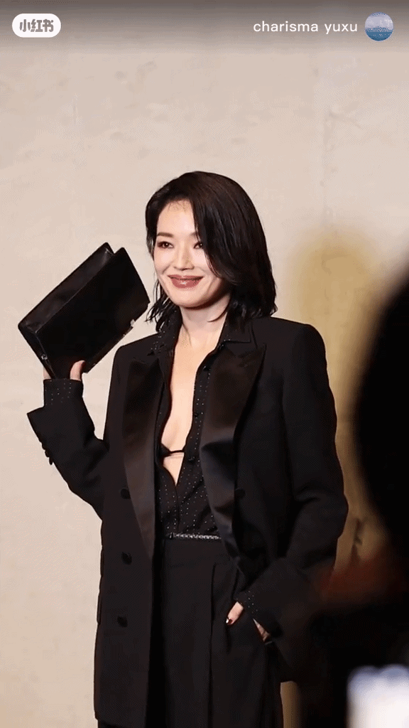 Thư Kỳ không ngại nhường vị trí center event cho Angelina Jolie- Ảnh 3.