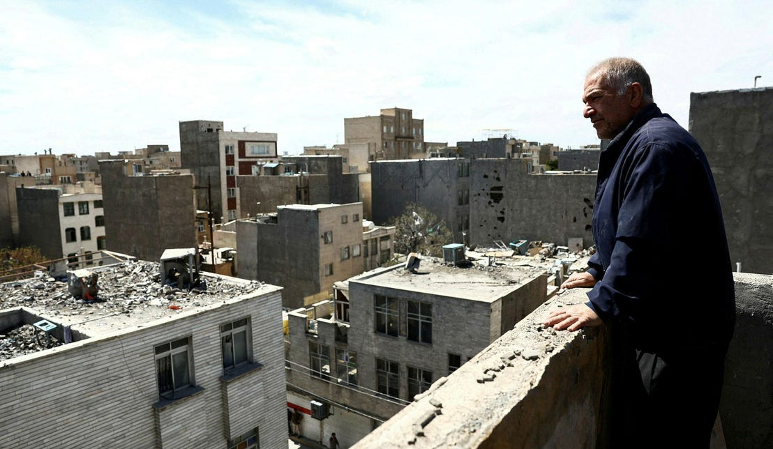 Những điều “trông thấy” sau 1 tháng nổ ra xung đột tại Iran - Ảnh 3.