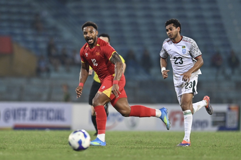 Xuân Son đáp trả cực gắt và điều đáng mừng với đội tuyển Việt Nam - 2