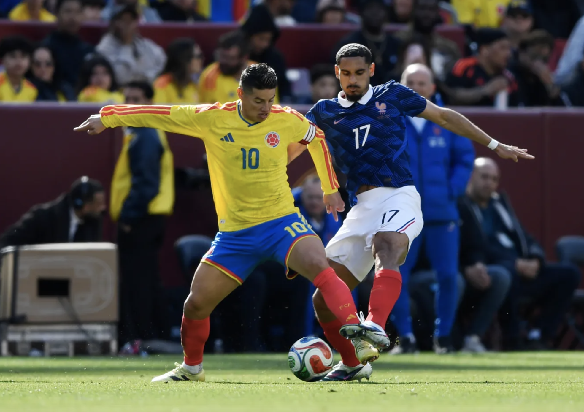 Tuyển Pháp thắng vùi dập Colombia, thăng hoa FIFA Days - Ảnh 5.