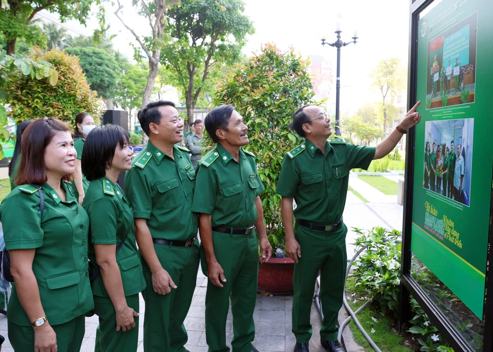 Thanh niên xung phong (4).jpg