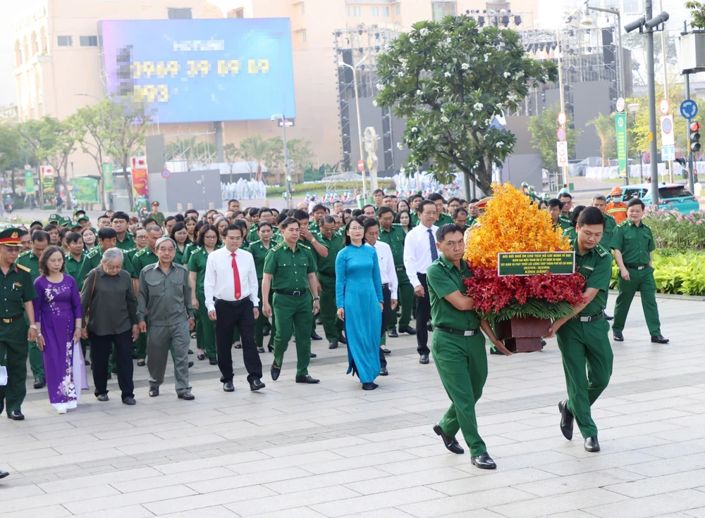 Thanh niên xung phong (3).jpg