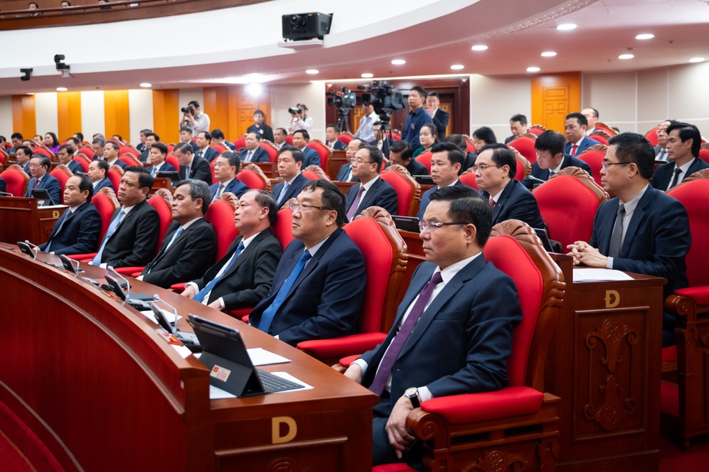 Toàn văn thông báo Hội nghị Trung ương 2 khóa XIV - 2